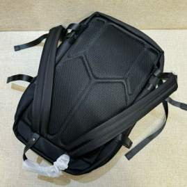 Picture of Prada Handbags _SKUfw241656444fw